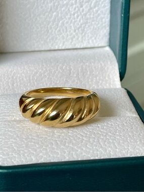 18K Gold Plated Chunky Croissant Ring, Stackable, Waterproof Tarnish Resistant